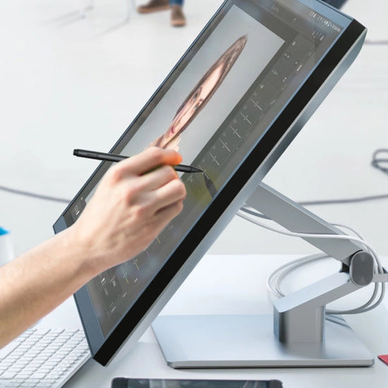 Moniteur tactile Clarity Fold Touch 27" 4K UHD avec webcam, pied pliable et alimentation USB‑C 65 W