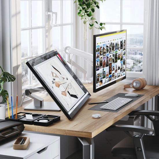 Moniteur tactile Clarity Fold Touch 27" 4K UHD avec webcam, pied pliable et alimentation USB‑C 65 W