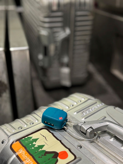 BOOMPODS Tracker Lock Bleu