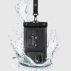 Étui waterproof flottant Pelican Marine Noir/Blanc