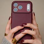 Coque en cuir iPhone 17 Pro Max Dark Ruby