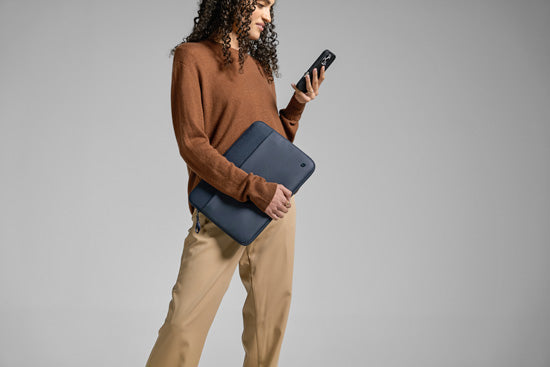 Housse A.R.C MacBook Pro 14" Navy