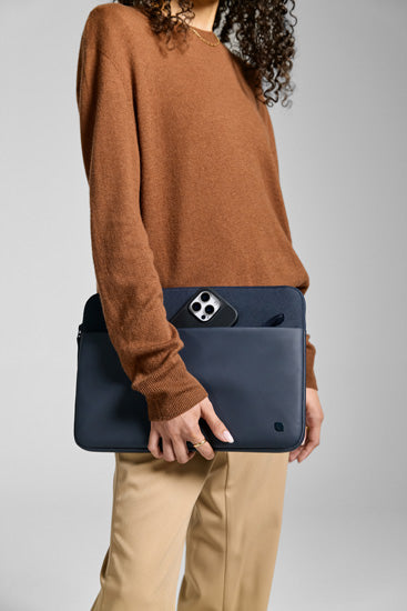 Housse A.R.C MacBook Pro 14" Navy