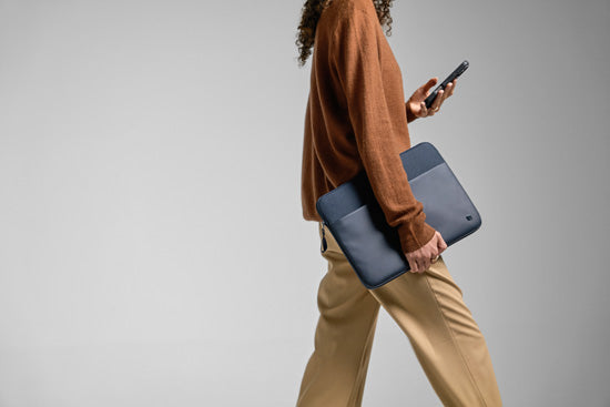 Housse A.R.C MacBook Pro 16" Navy