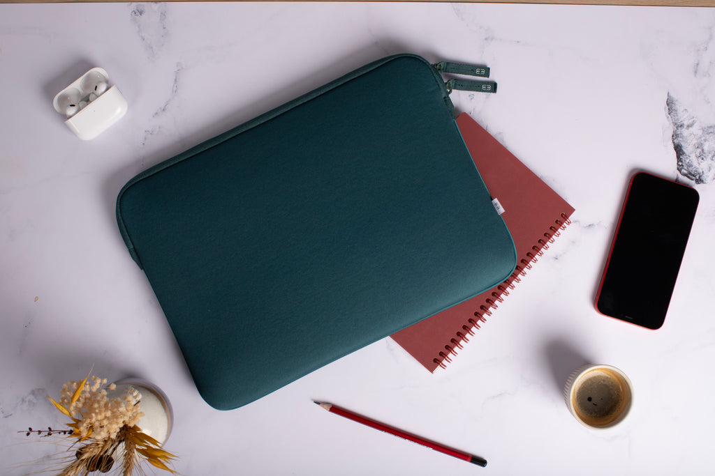 Housse MacBook Air 15 Basics ²Life Vert/Blanc