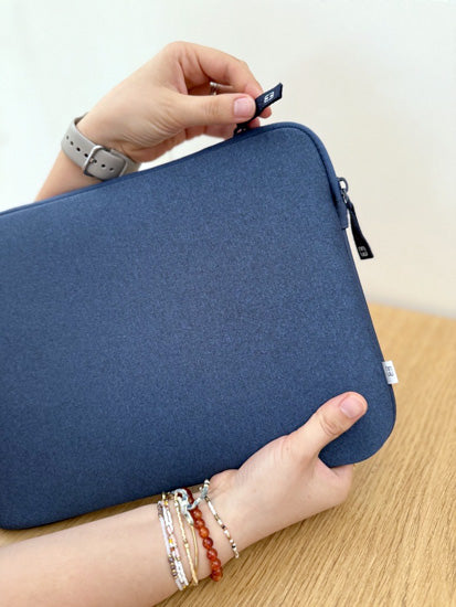 Housse MacBook Pro/Air 13 Shade ²Life Bleue