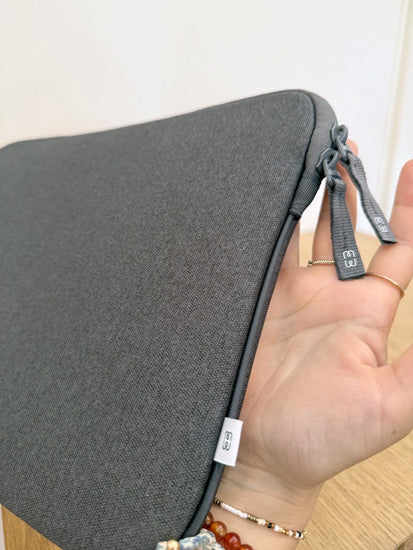 Housse MacBook Air 15 Shade ²Life Anthracite