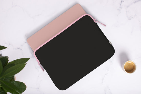 Housse MacBook NEO Basics ²Life Perfect Fit Black / Rose
