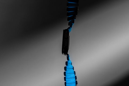 Bracelet Stratos 49mm Black Titanium/Icy Blue Glow KFM