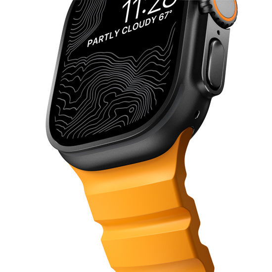 Rocky Point Band 44/45/46/49mm Sol/Black Hardware
