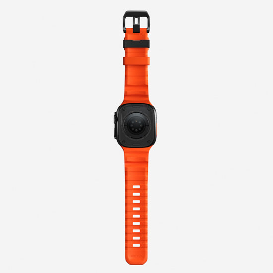 Rocky Point Band 44/45/46/49mm Magma/Black Hardware