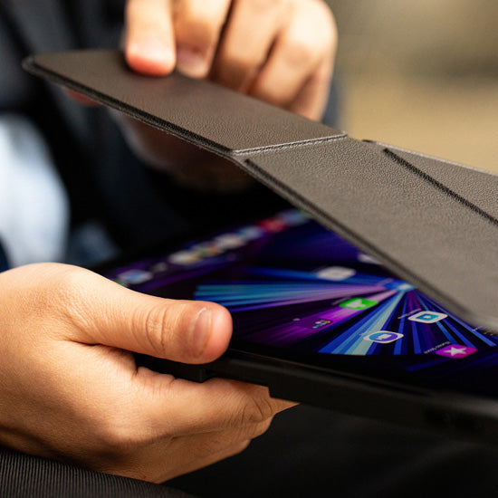 Active Folio pour iPad 11 (A16) & 10.9 (10th gen) Apricot Crush