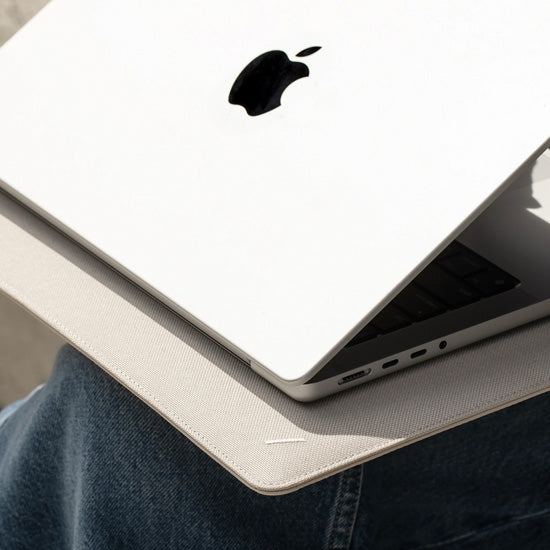 Stow Slim MacBook Pro 13"/14" Sandstone
