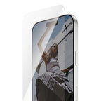 SAFE. by PanzerGlass® Protection d'écran Ultra- Wide Fit w. EasyAligner iPhone 17
