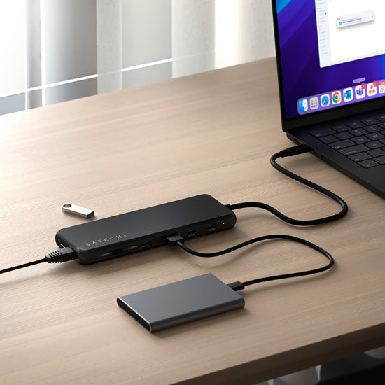 Adaptateur multiports USB-C 13-en-1 avec triple affichage Noir