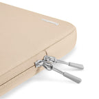 Housse Defender-A13 MacBook Air 15" Sand