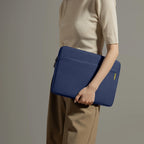 Housse Light-A18 MacBook Air/Pro 13" (M5/M4/M3) Navy Blue