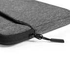 Housse Light-A18 MacBook Air/Pro 13" (M5/M4/M3) Dark Gray