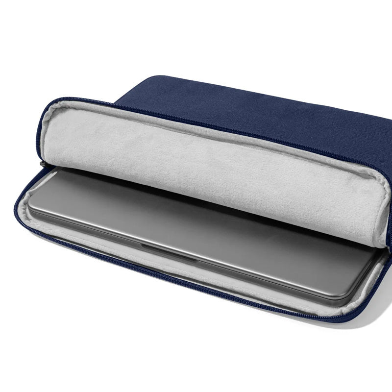 Housse Light-A18 MacBook Neo 13" Navy Blue