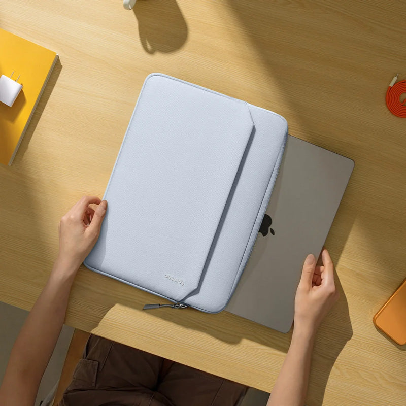 Housse Light-A18 MacBook Neo 13" Light Blue
