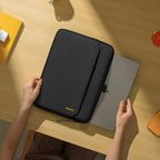 Housse Light-A18 MacBook Neo 13" Noir