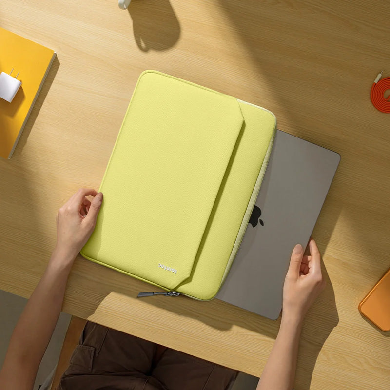 Housse Light-A18 MacBook Neo 13" Citrus