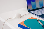 Câble CableStay USB-C (1,5 m) avec base lestée Dune