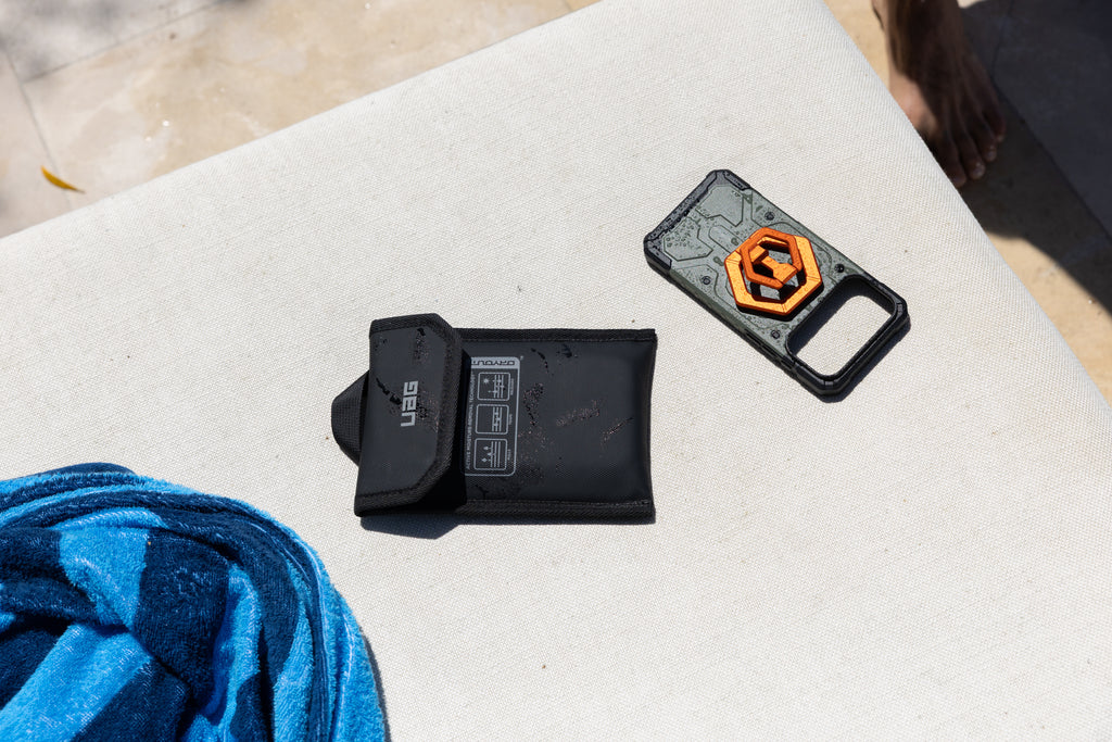 Pochette de récupération pour téléphone - DRYOUT® Active Moisture-Removal Technology™