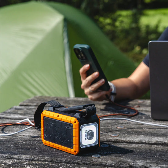 Batterie Rugged avec lampe torche 100W - 40.000 mAh