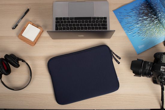 Housse MacBook Pro 14 Basics ²Life Bleu/Blanc